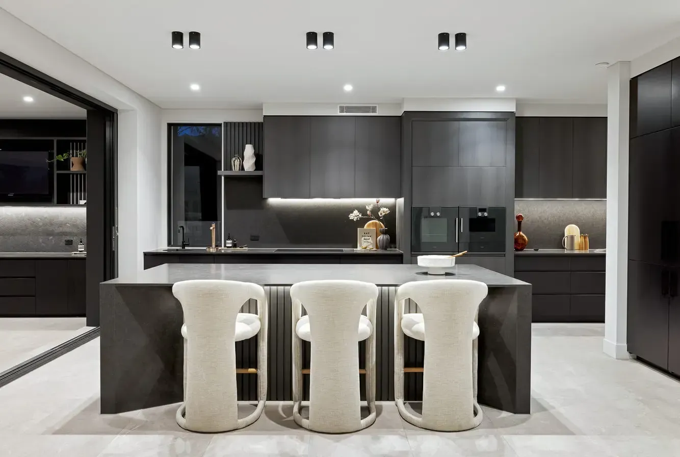 commercial electrician in Gold Coast