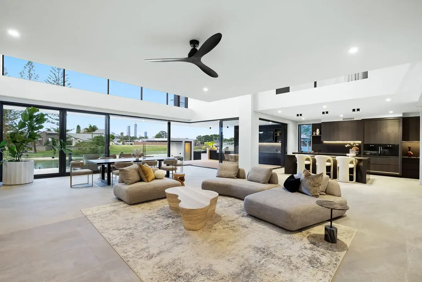 commercial electrical contractors in Gold Coast