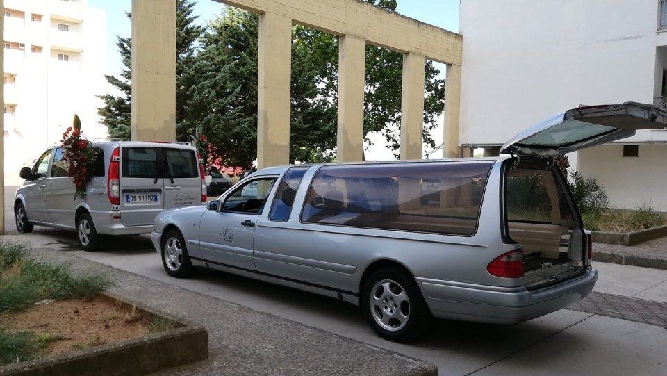 Trasporti funebri
