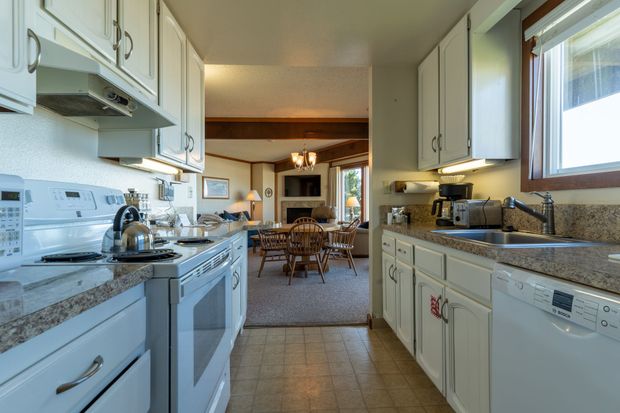 full-kitchen
