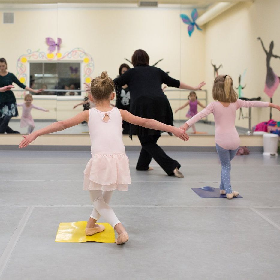 Pre-Ballet Program | Studio Roxander | Southern Oregon