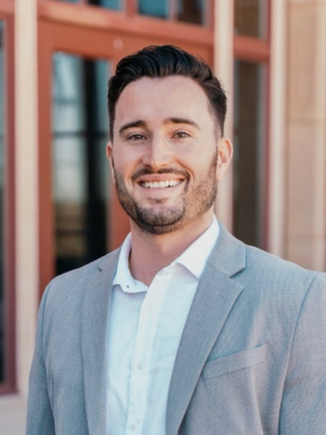 Logan LaNou realtor