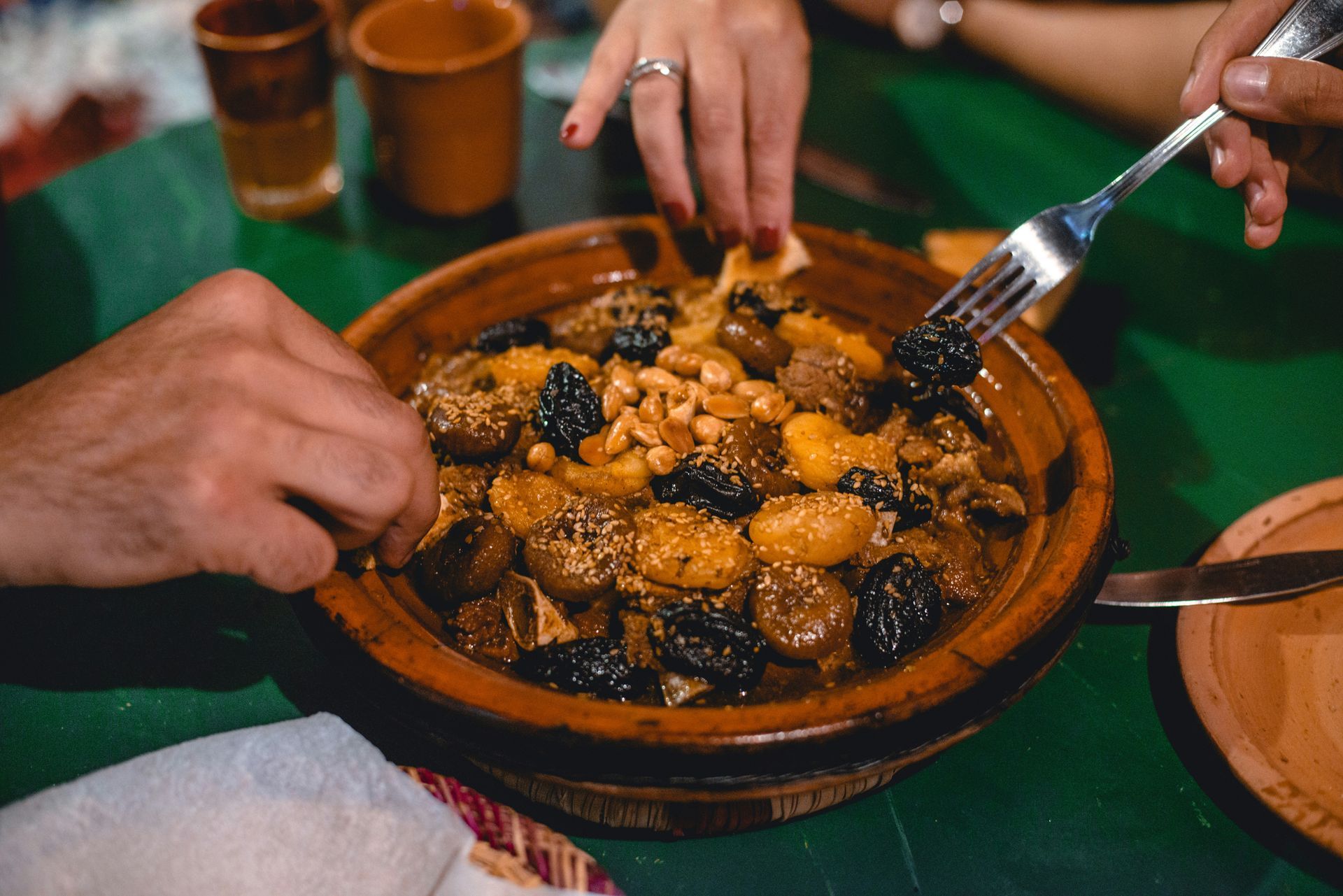 afbeelding tajine met lamsvlees en pruimen