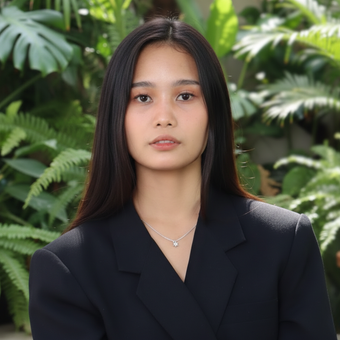 kat headshot