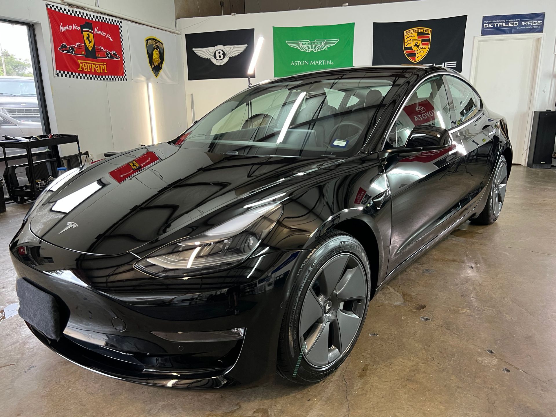 Paint Correction Tesla Model 3