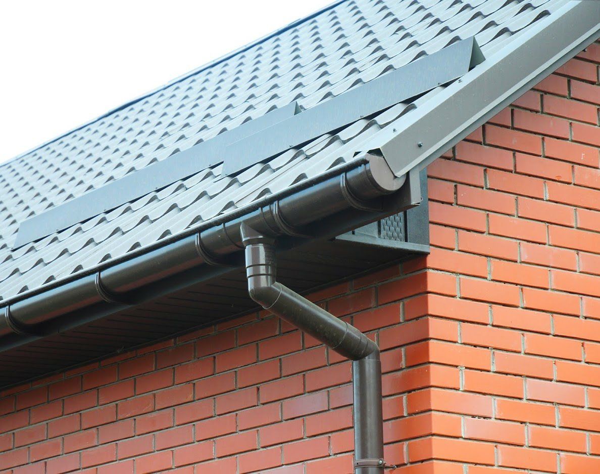 Dark House Gutter — Waukee, IA — Allstate Gutter & Siding Dark House Gutter — Waukee, IA — Allstate Gutter & Siding