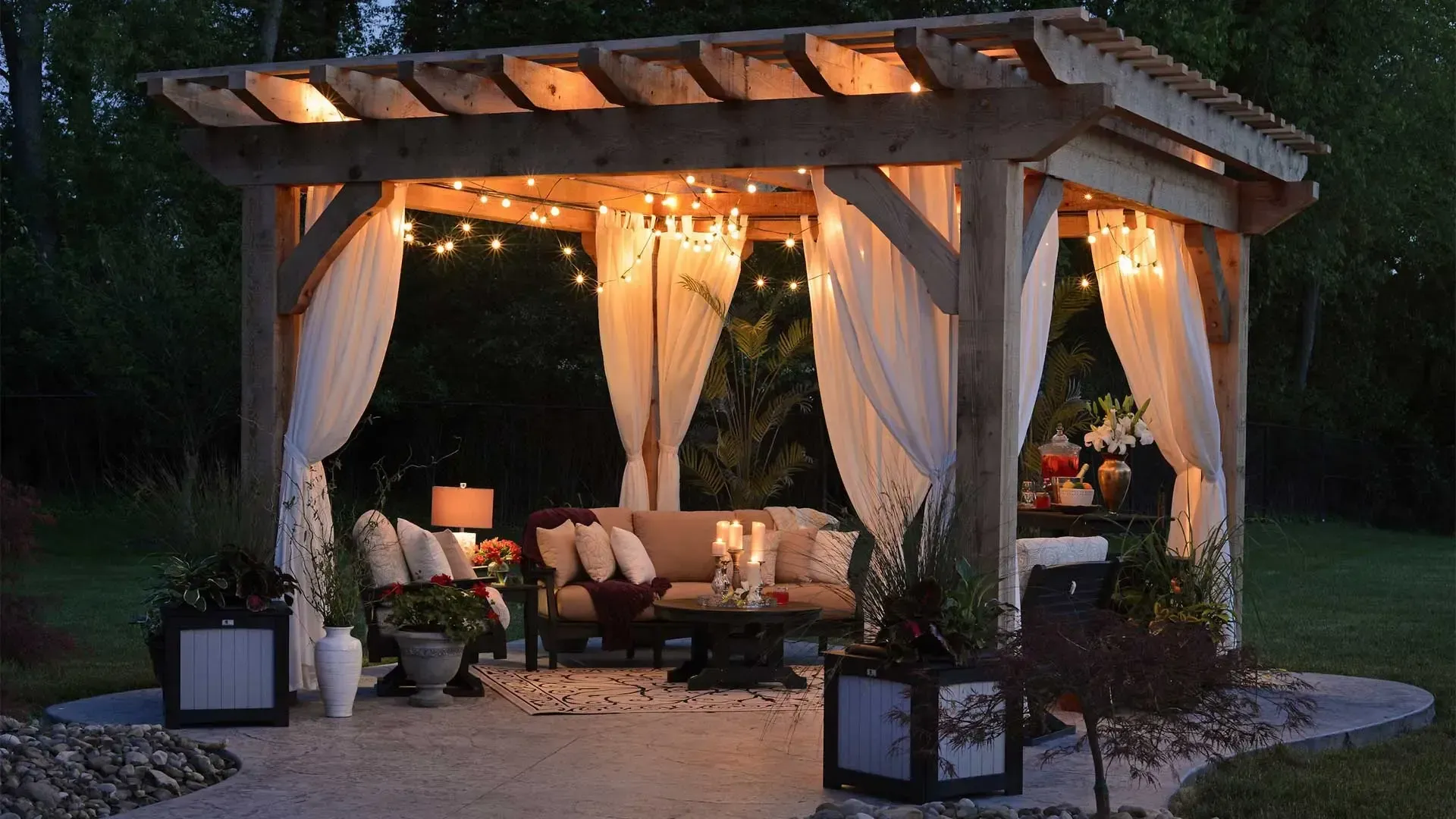 ILLUMINAZIONE PER ESTERNI GIARDINO BALCONI TERRAZZI
