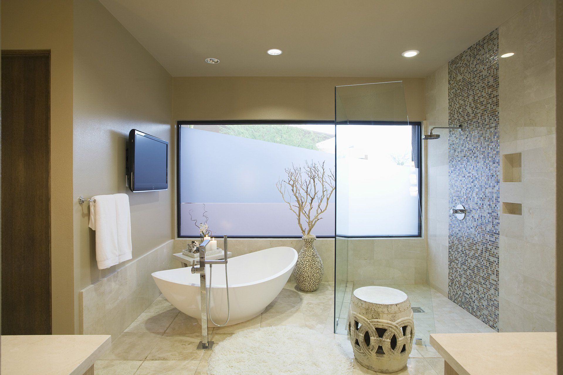 luxury bathroom