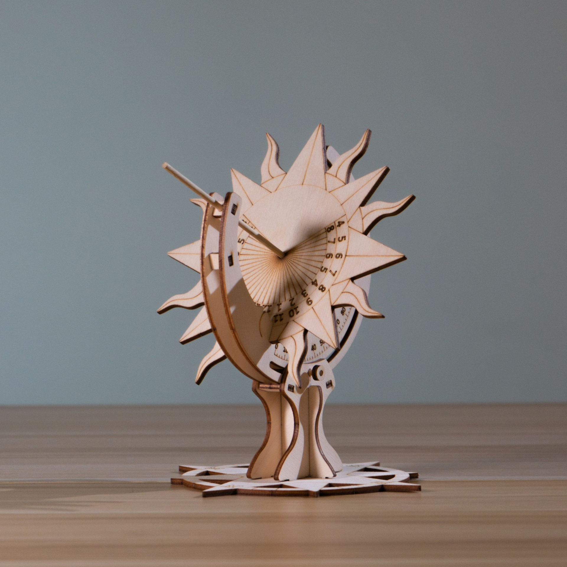 太陽神日晷 Sun God Sundial