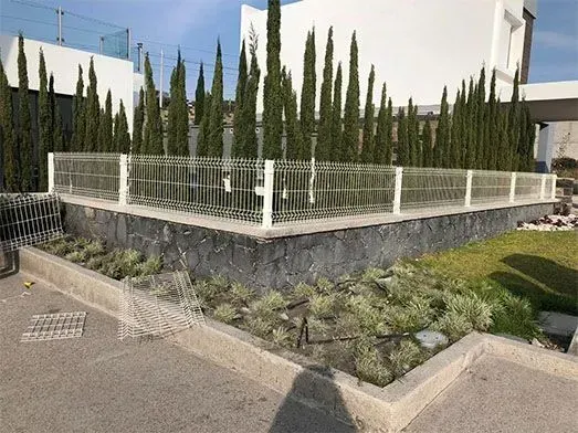 REJA DE ACERO A R STEEL