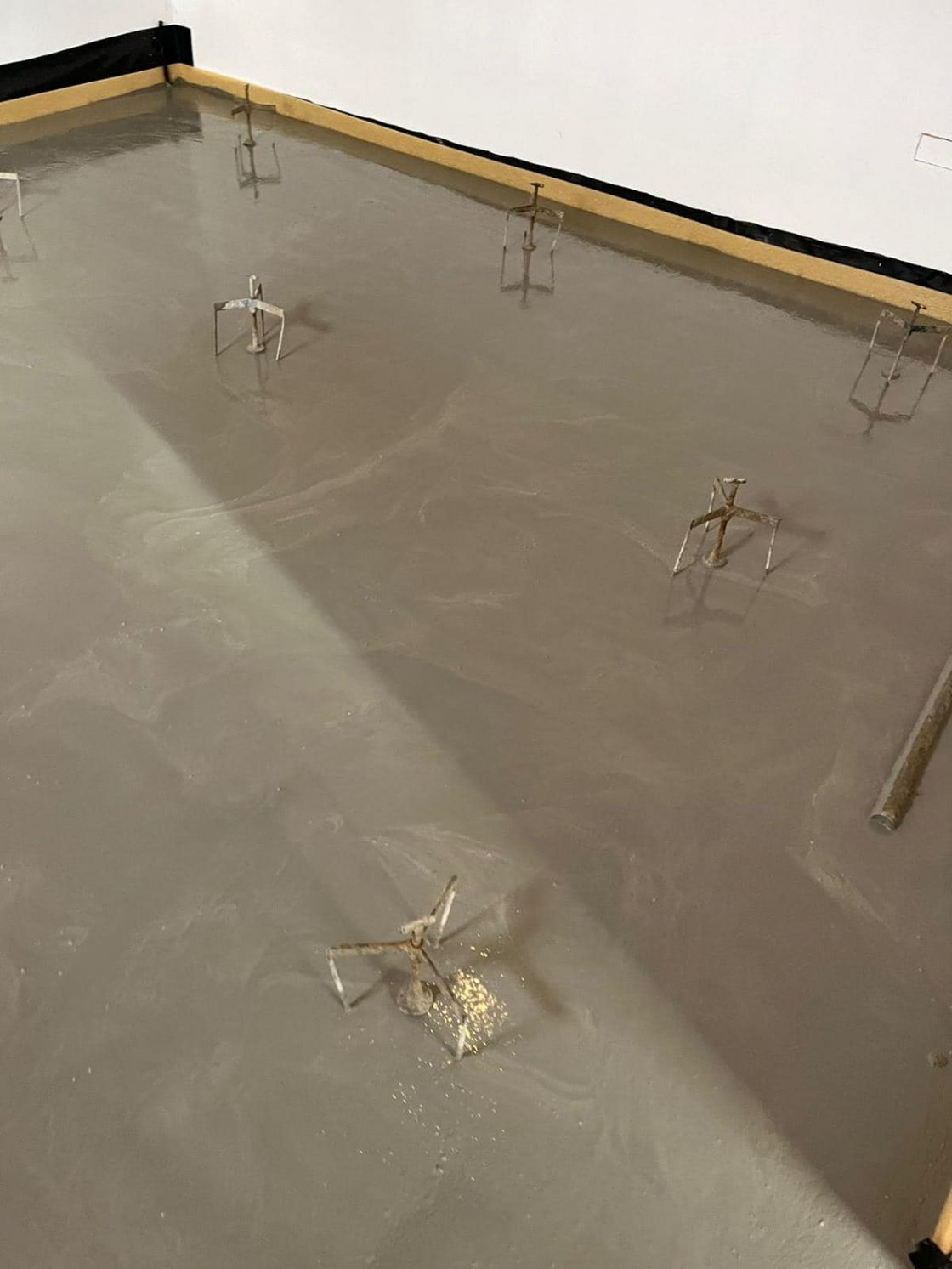 screeded floor