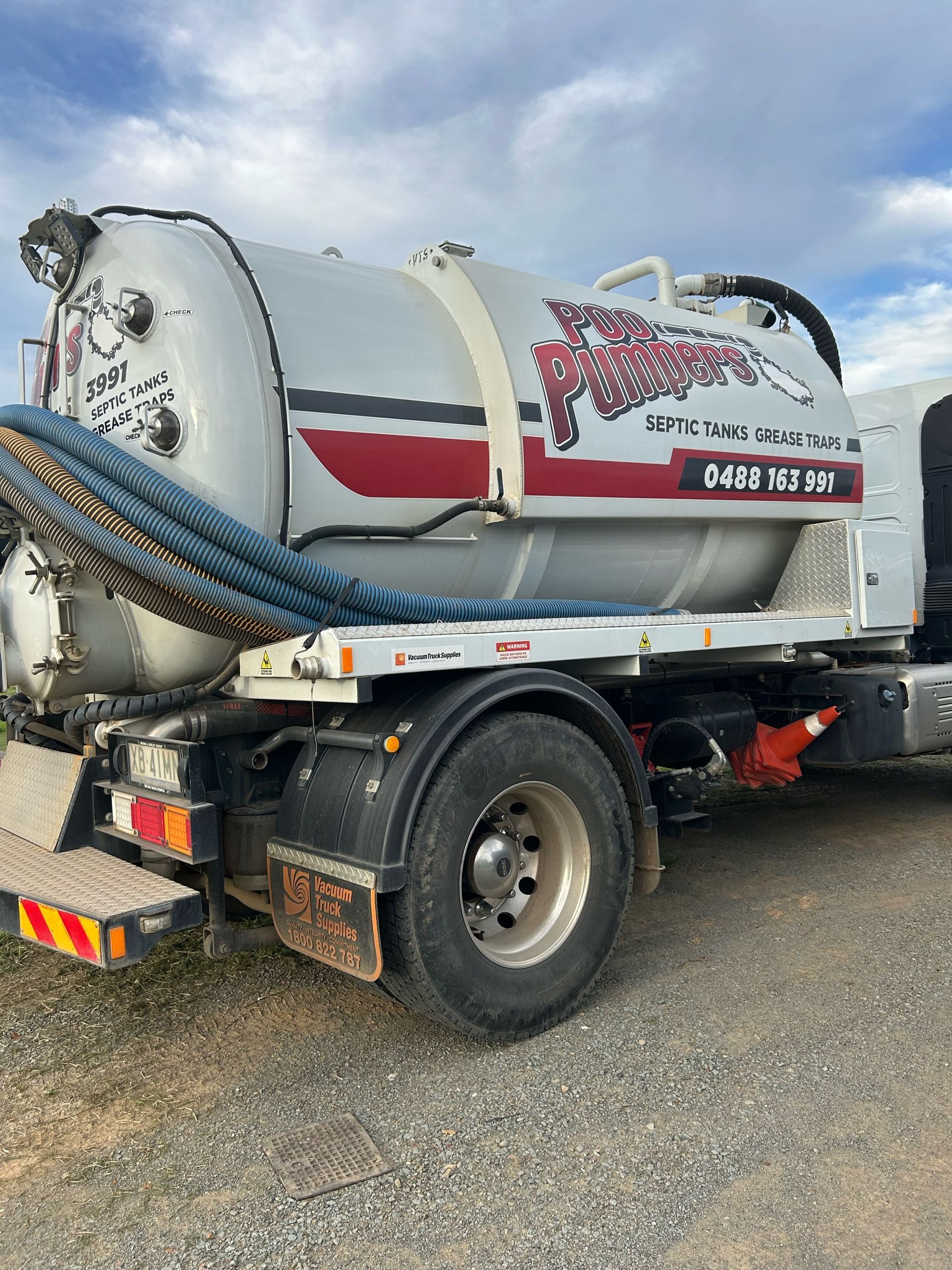 Side View Of Septic Tank Truck — Gympie Poo Pumpers in Curra, QLD