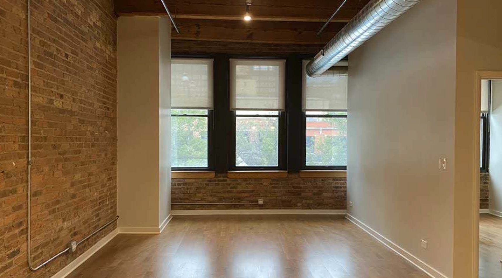 Gallery The Lofts at Gin Alley Fulton Market Apartments