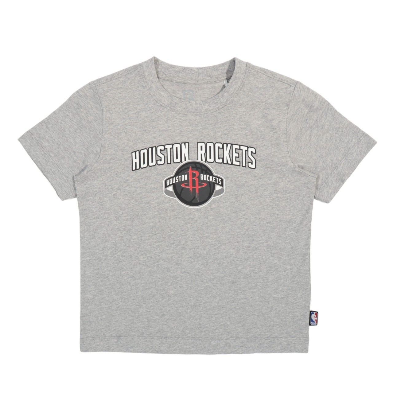 灰色休士頓火箭隊 T 卹正面印有球隊標誌。
