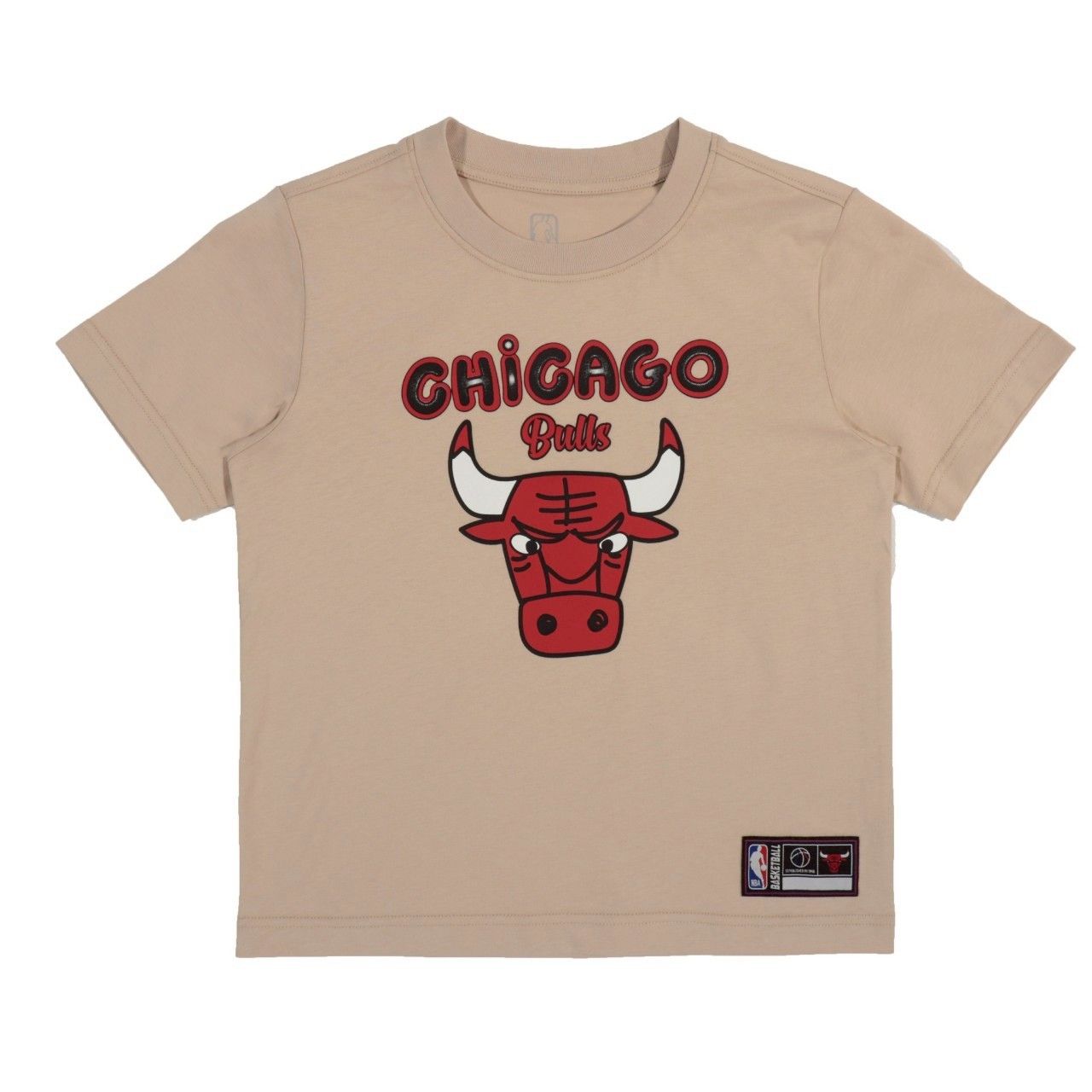 棕褐色芝加哥公牛隊青年 T 卹，帶有球隊徽標、文字和 NBA 補丁。