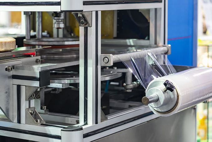 stretch film wrapping machine