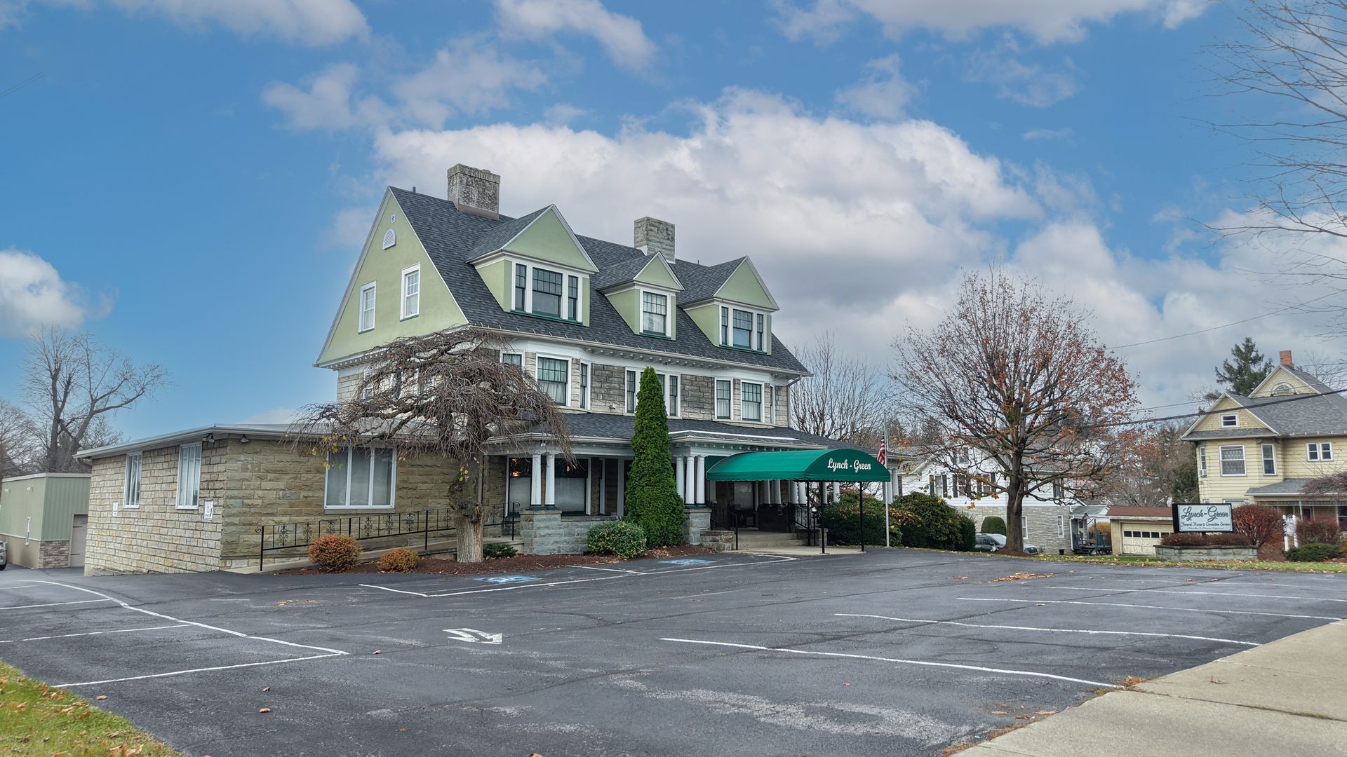 Lynch-Green: St. Marys | Krise Family Funeral Homes