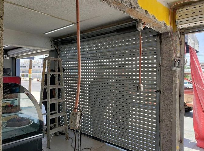 Mantenimiento de cortinas metálicas