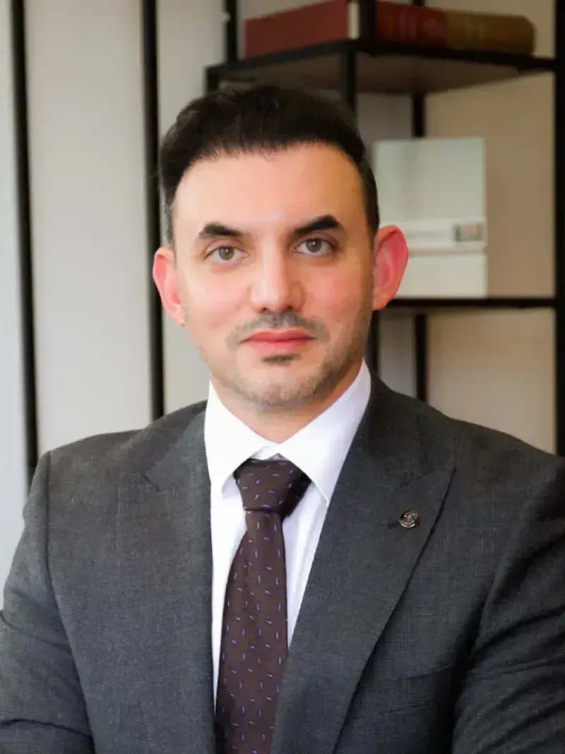 Dr. Amir Faham