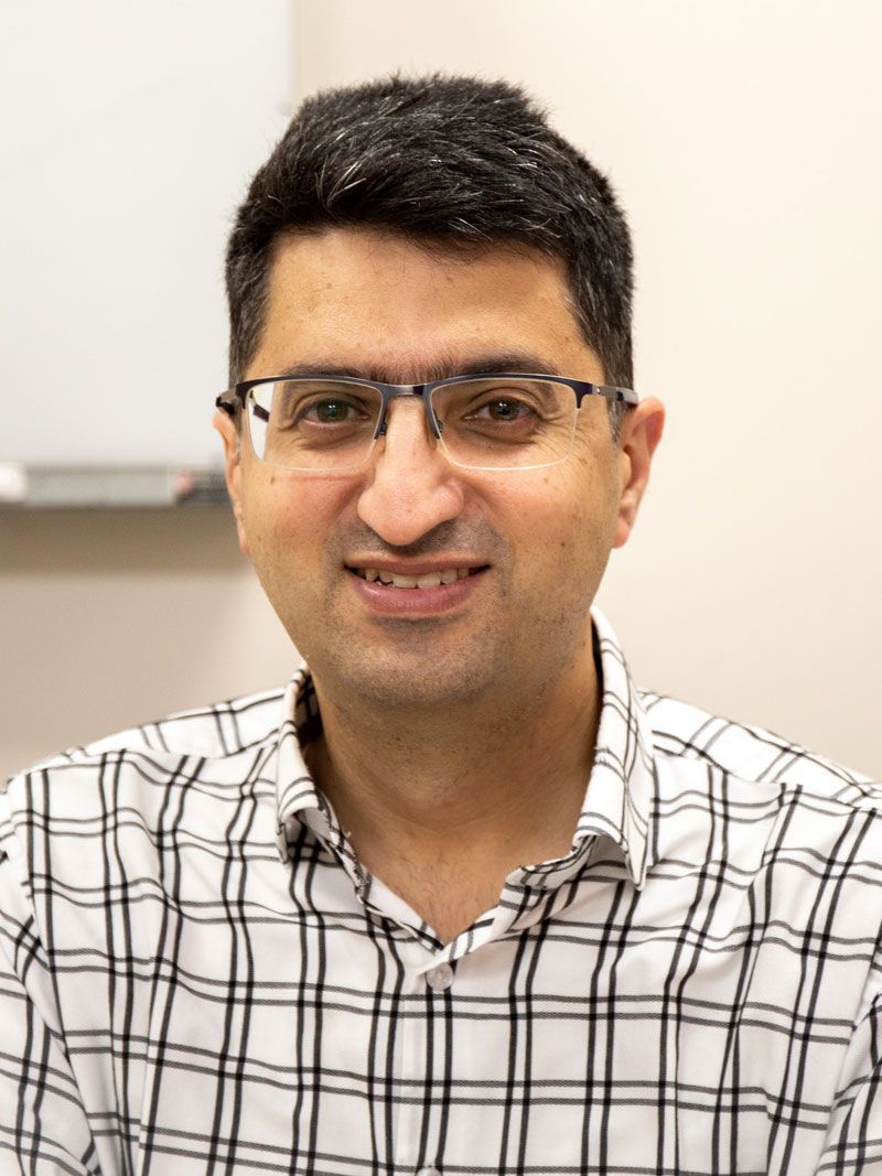 Dr. Omid Rajaee