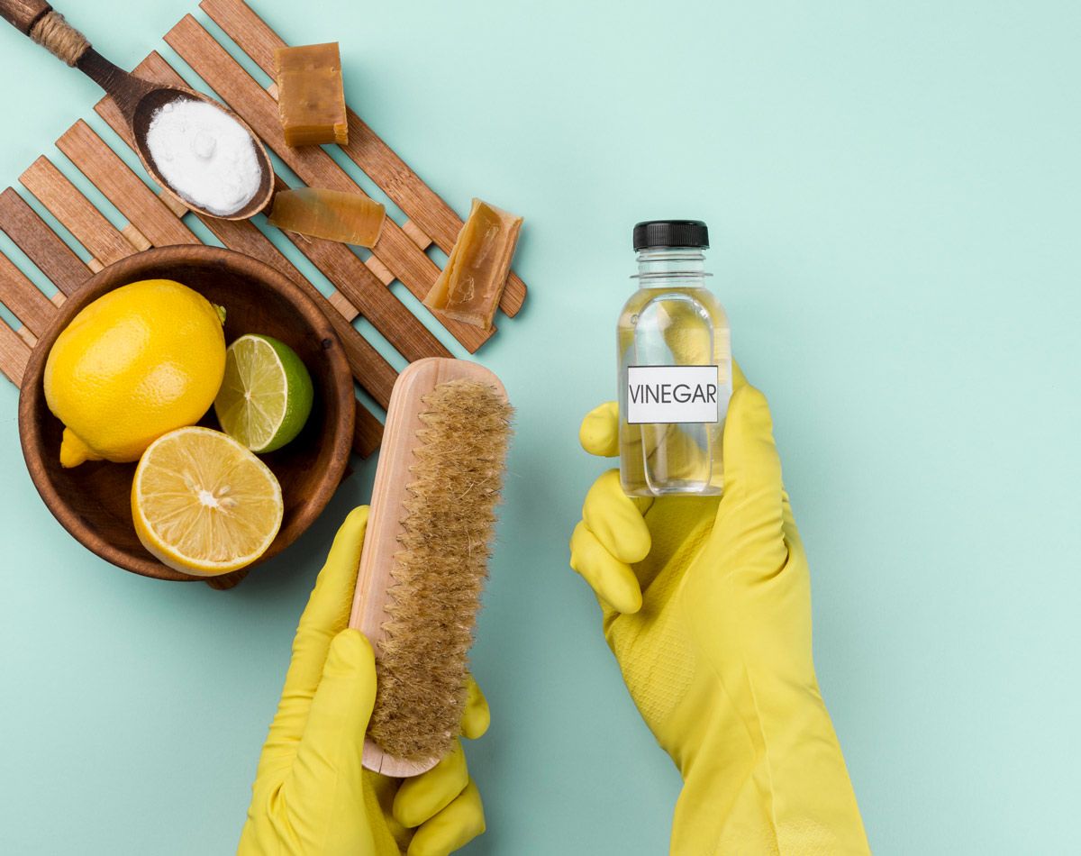 How To Clean Shower Glass Like a Professional