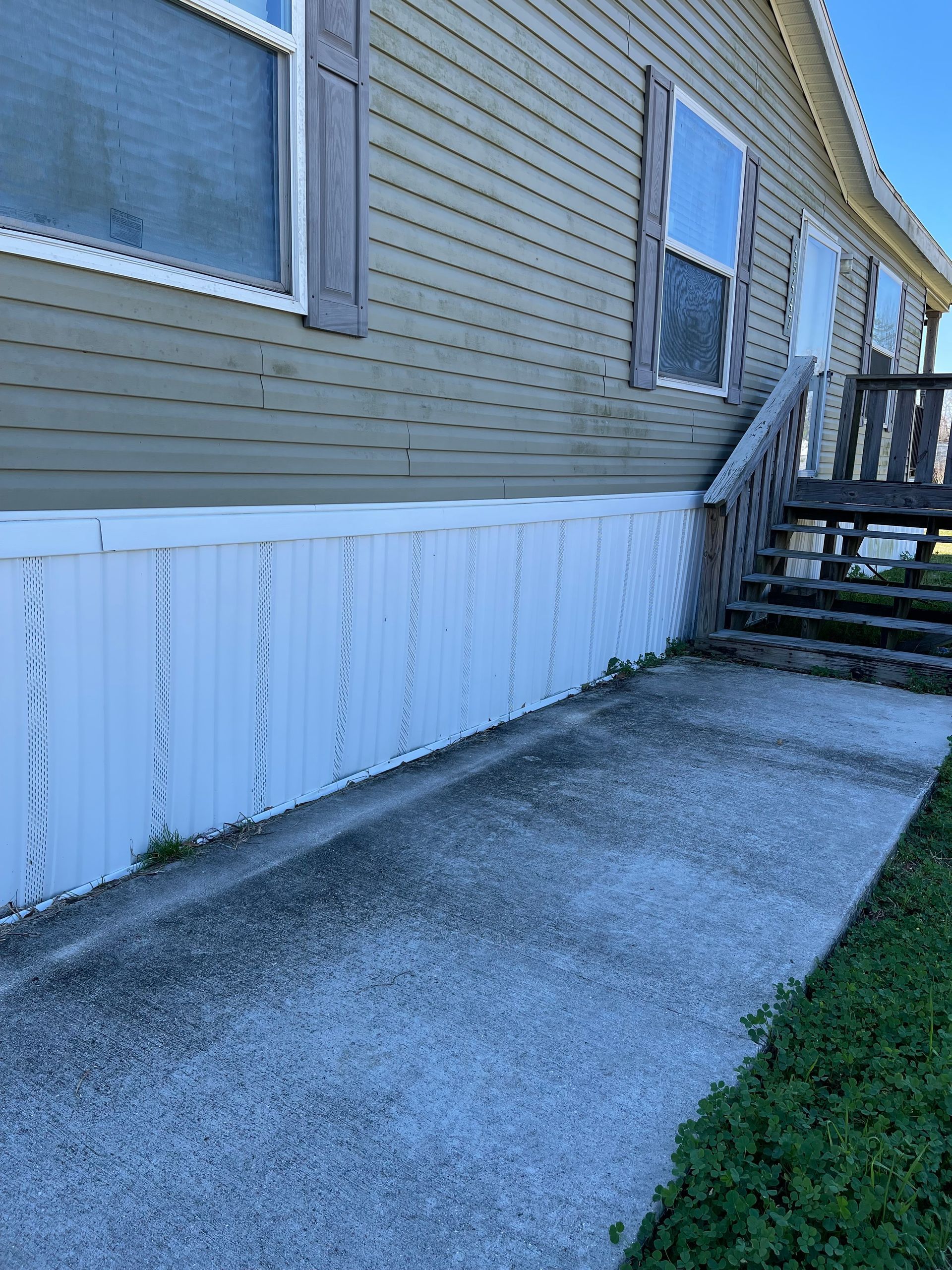 pressure washing concrete surface