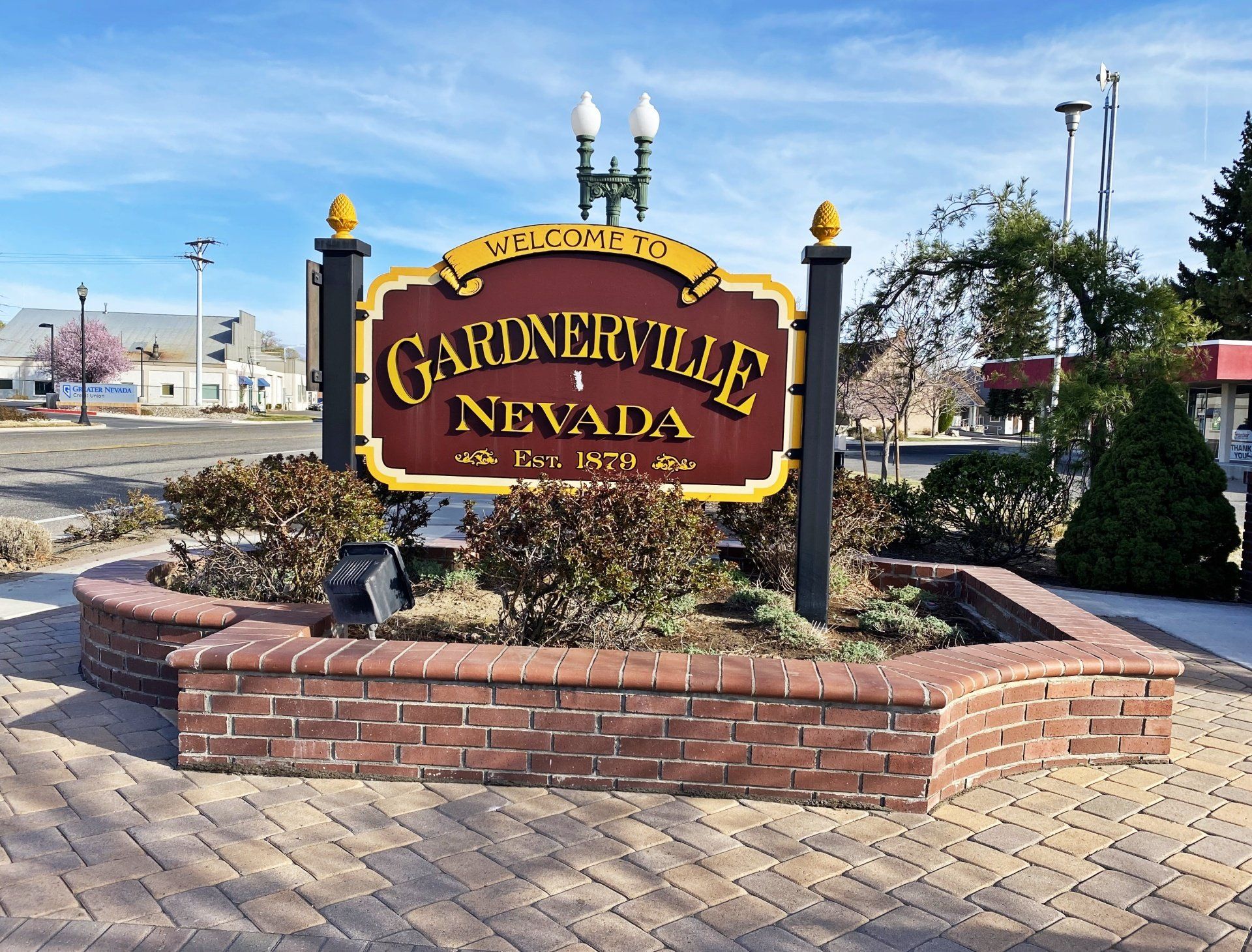 A sign that says garierville nevada on it