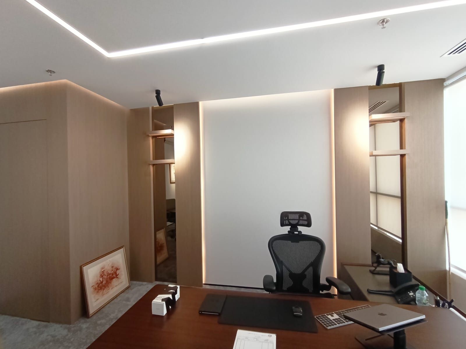 Private executive office fit-out Dubai modern workspace lighting and desk setup