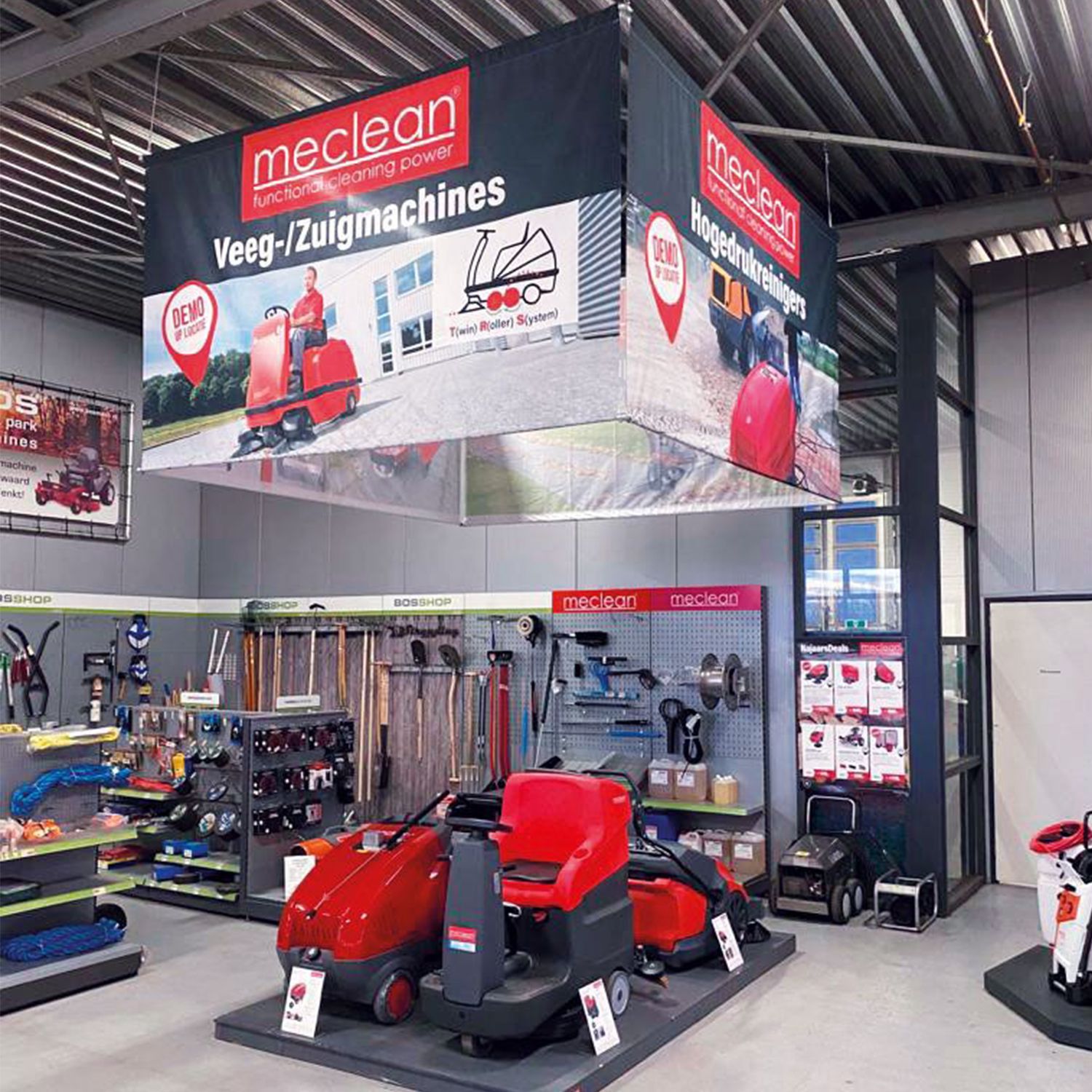 Vibe Creative reclamebureau Zeeuws-Vlaanderen case Meclean ontwerp plafondkubus
