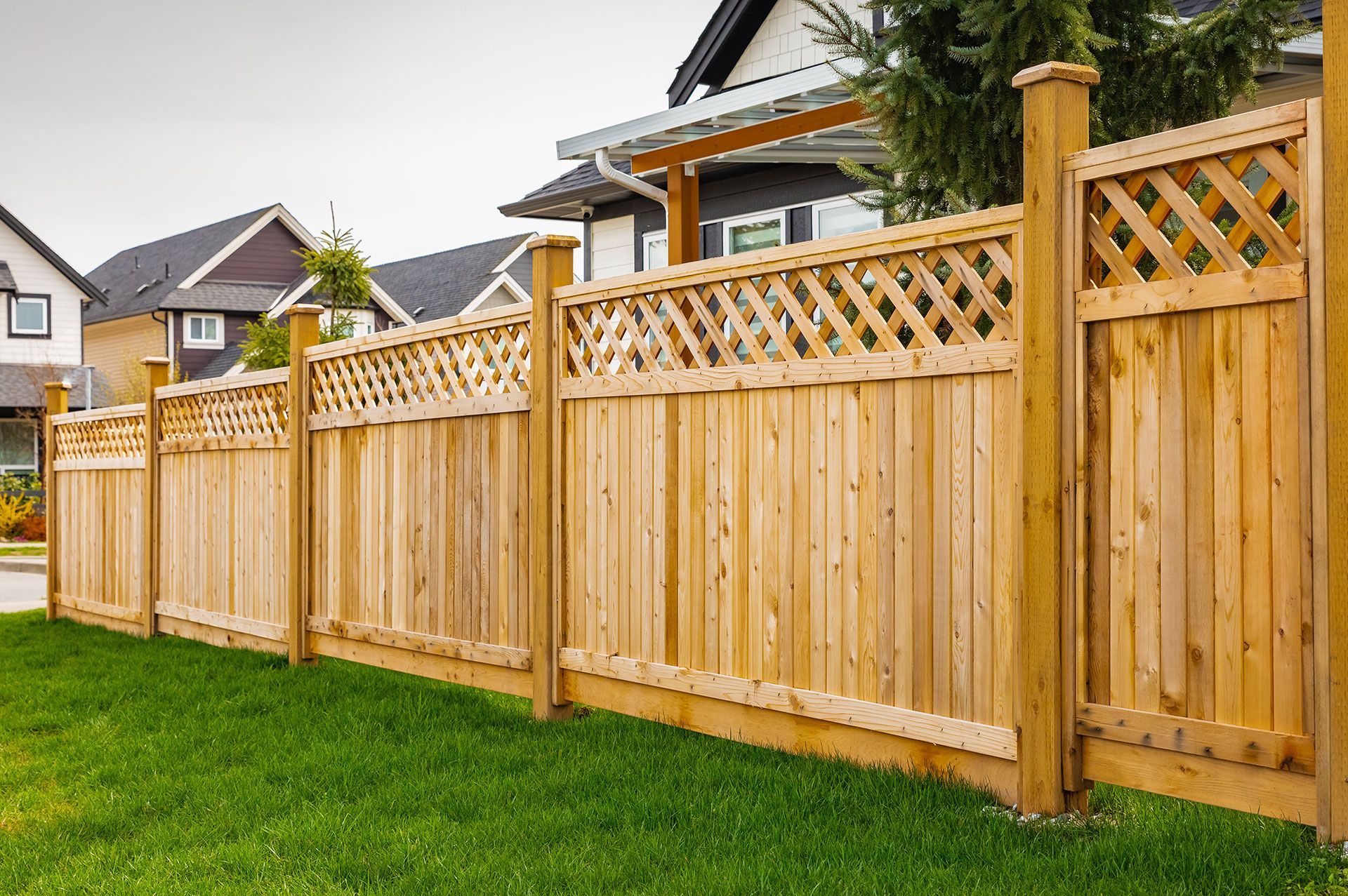 Cedar fencing for a home