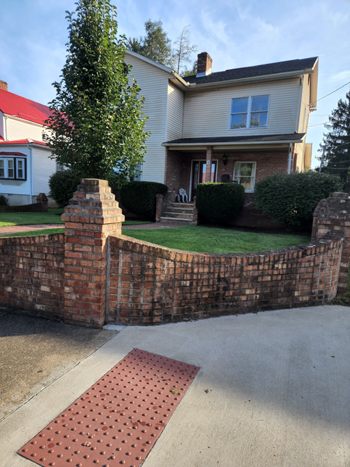House Brick Fence — Grafton, WV — Mountaineer Wash
