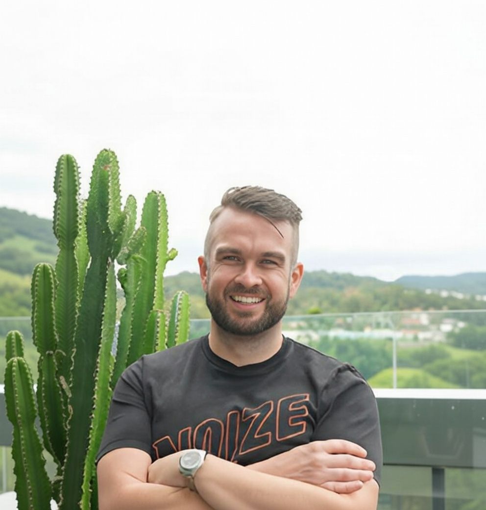 Daniel Hargraves - Non-Executive Director