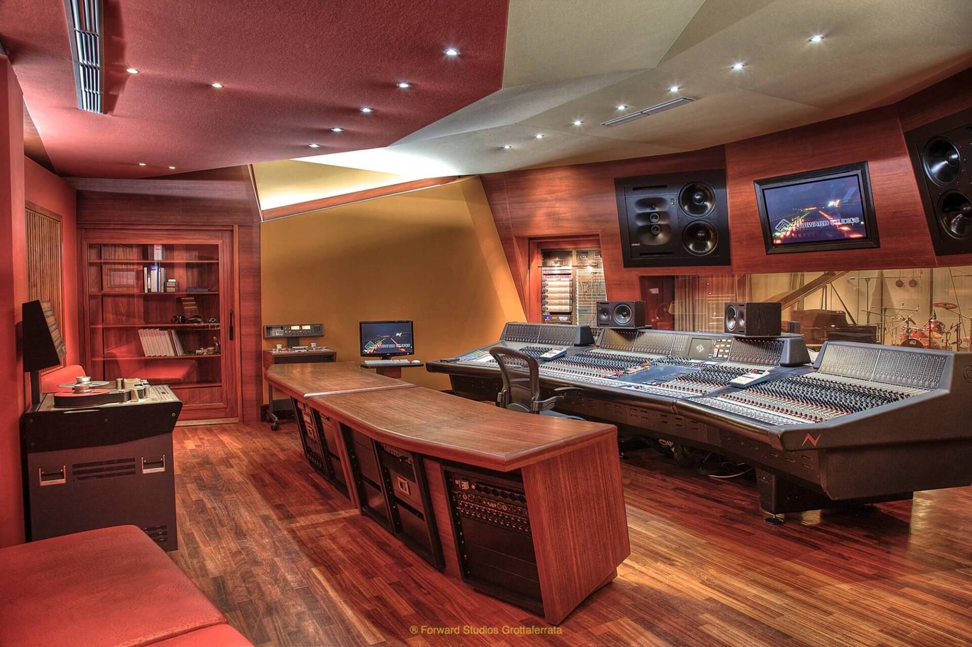 Caesar Studio
