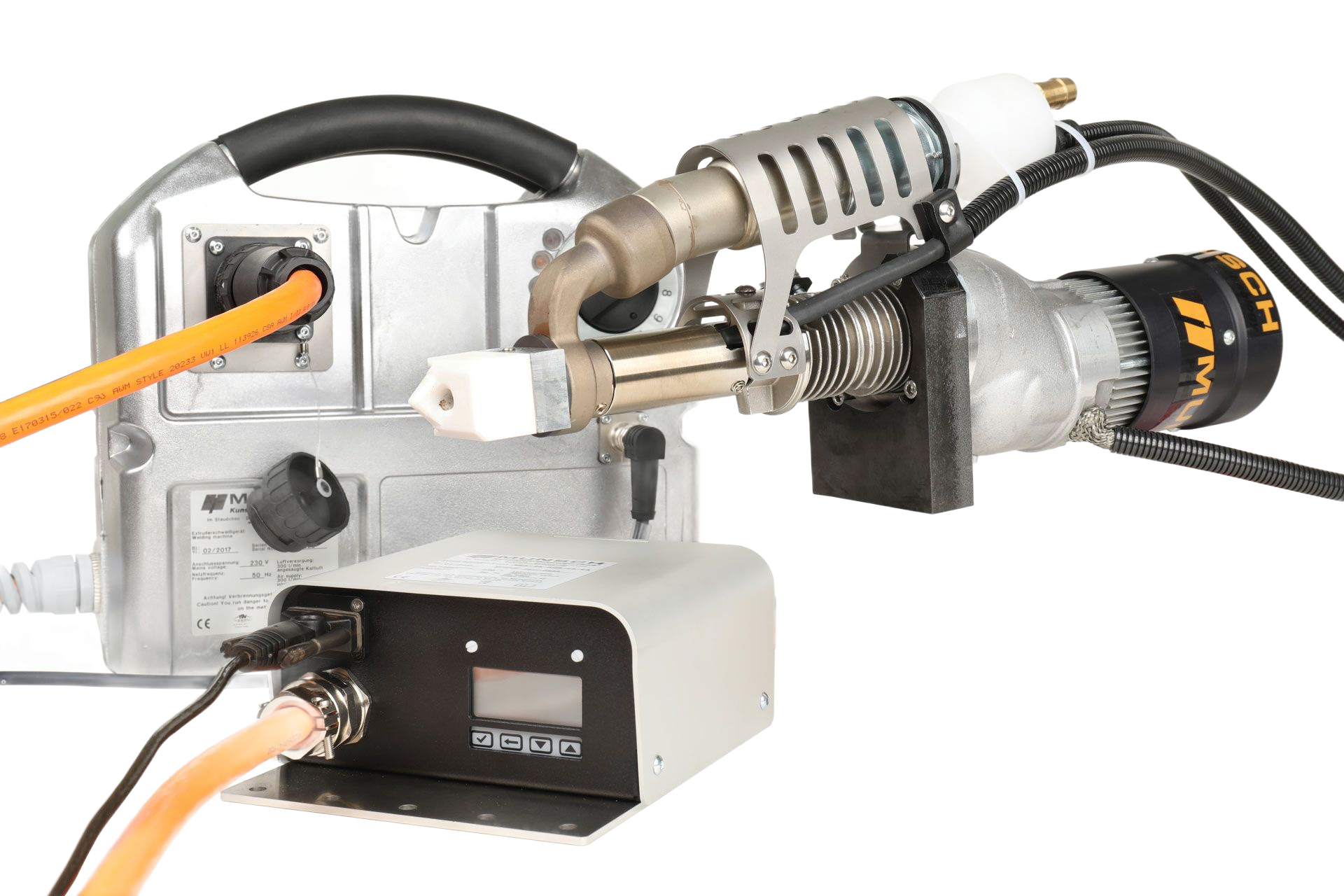 Una máquina cortadora de tubos metálicos con cables naranjas y un motor negro sobre un fondo blanco.