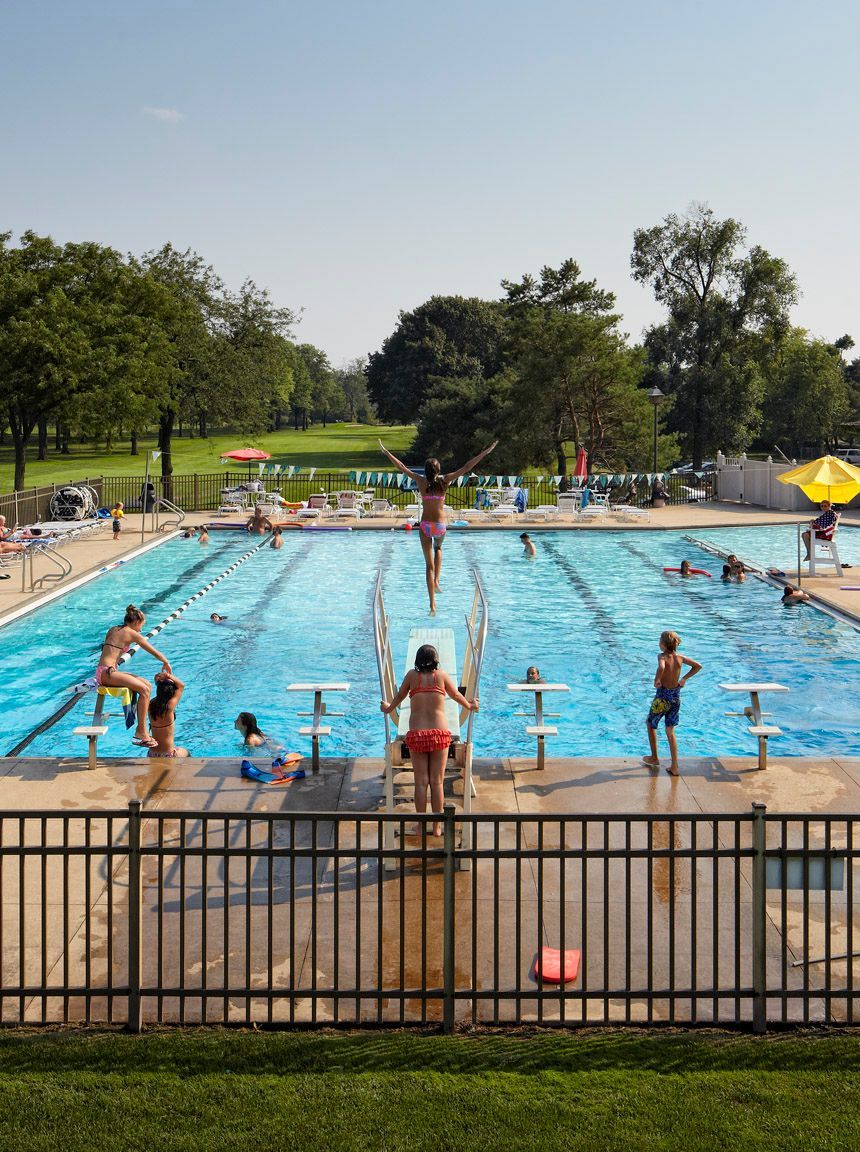 Dearborn CC Pool with families