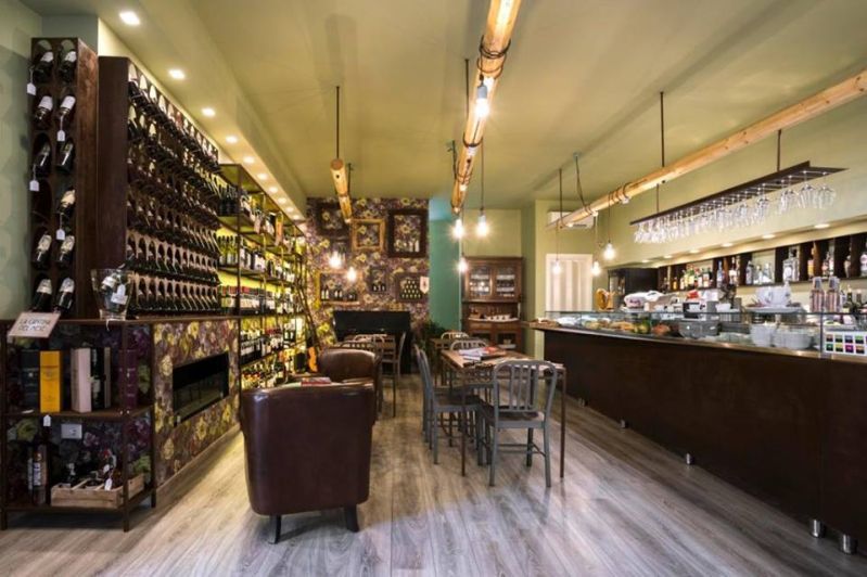 Vini, affettati e formaggi
