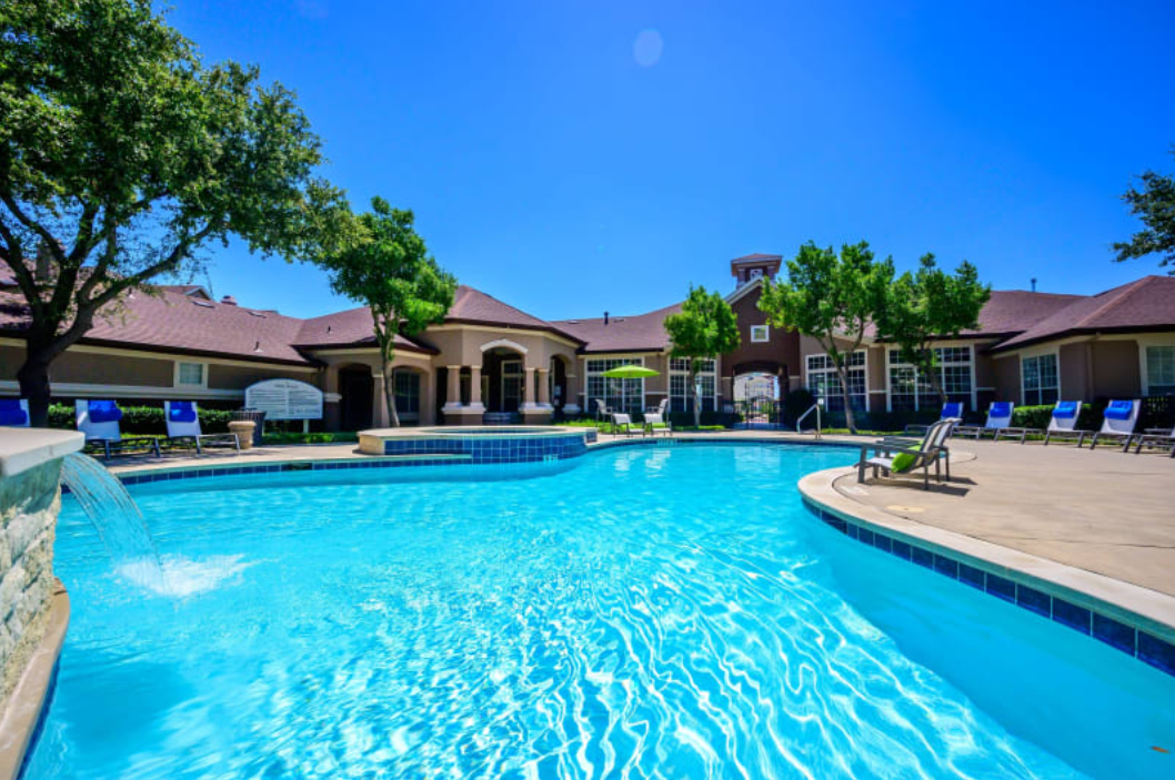 Gallery Apartment Complexes in Lewisville, TX