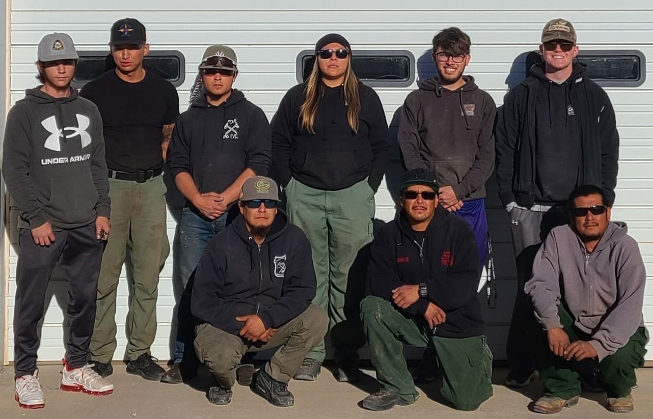 Members of the Mt Taylor Fall Fire & Fuels Crew