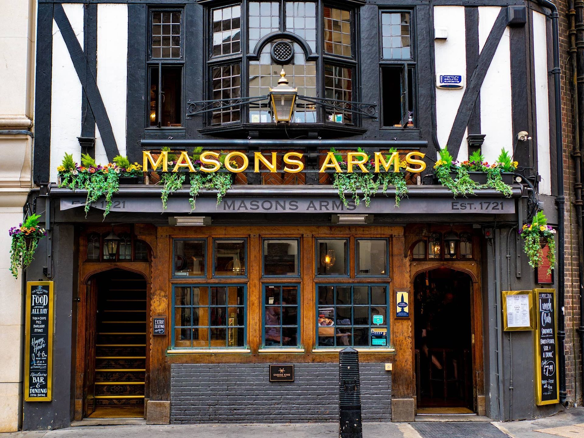 The Masons Arms