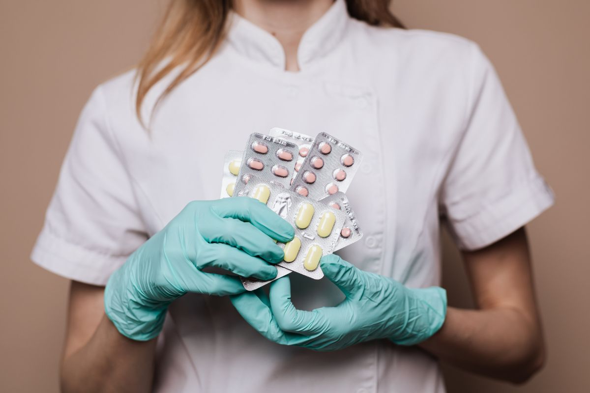 remedio-hiv-antirretrovirais-dra-juliana-ribeiro-ginecologista-obstetra-sao-paulo