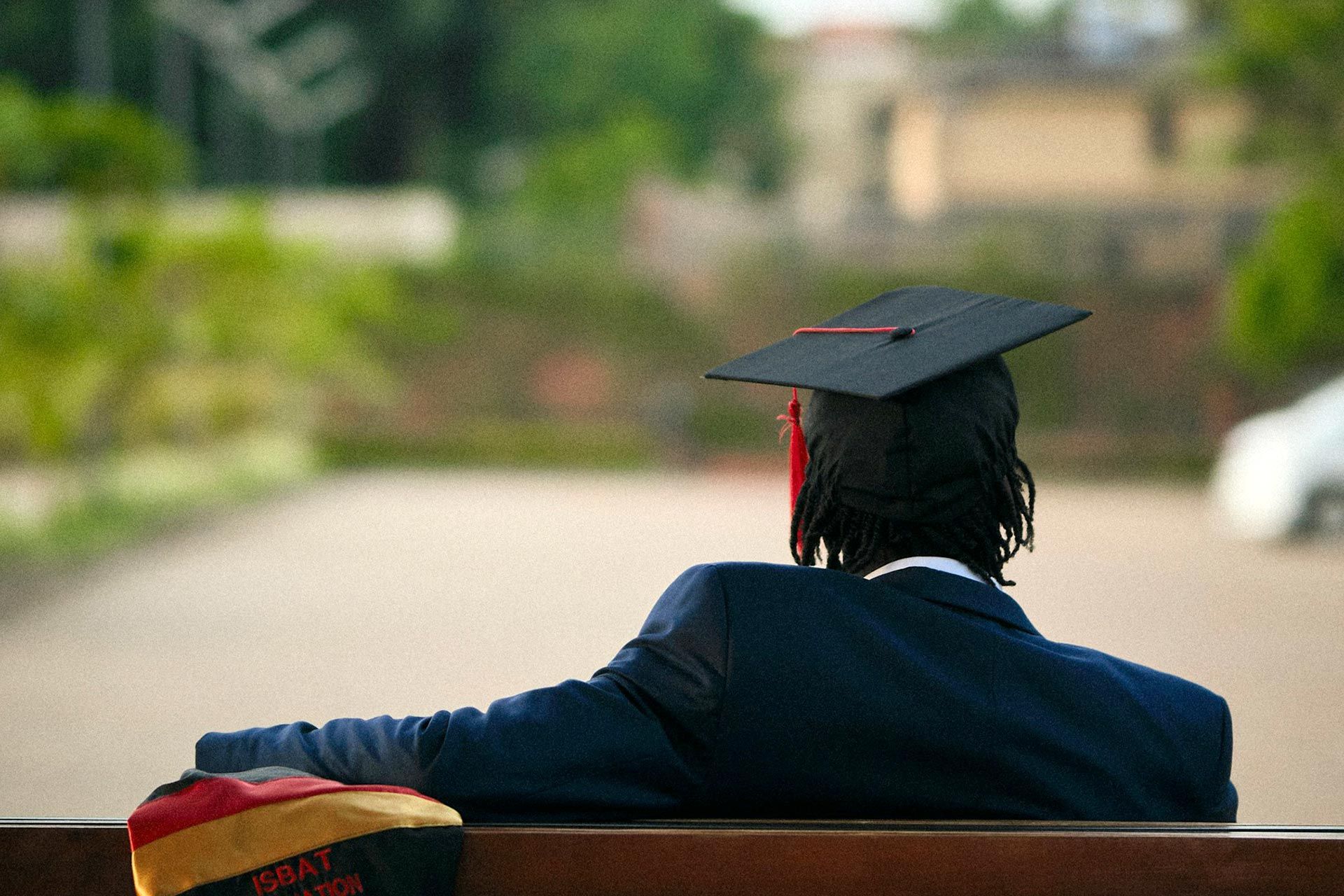 College graduate not getting career coaching guidance for job search success during college