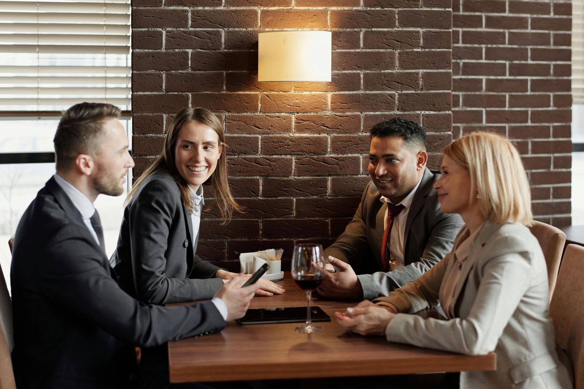 executive networking meeting that will uncover hidden job market opportunities at various companies