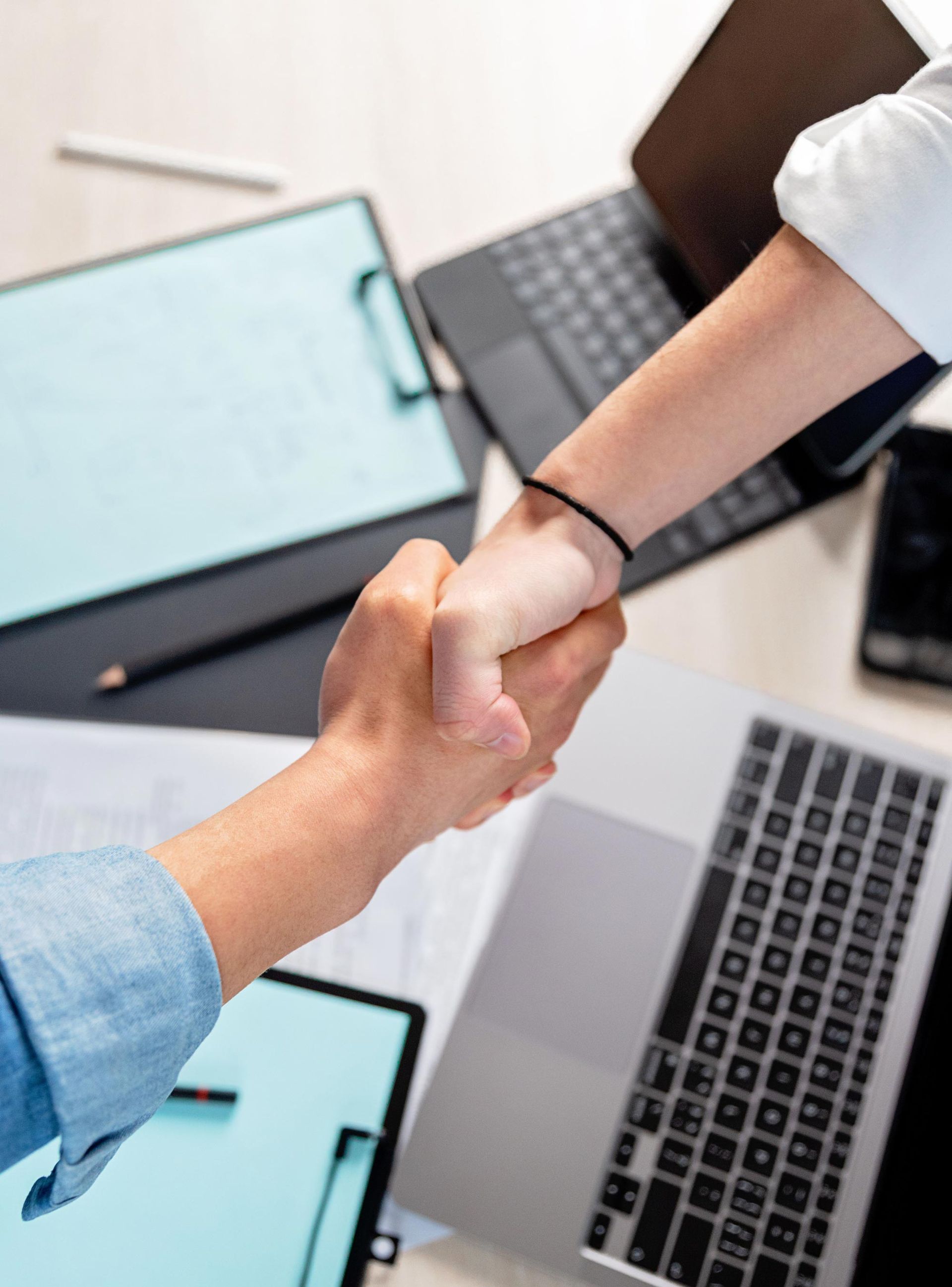 offer management and closing a deal on a recruited new employee