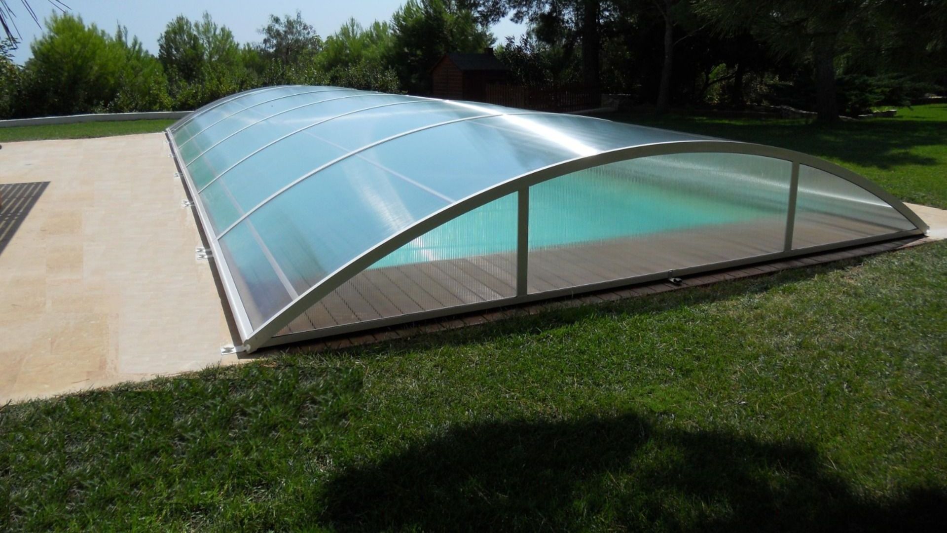 Coperture Piscine a Sfioro su Misura