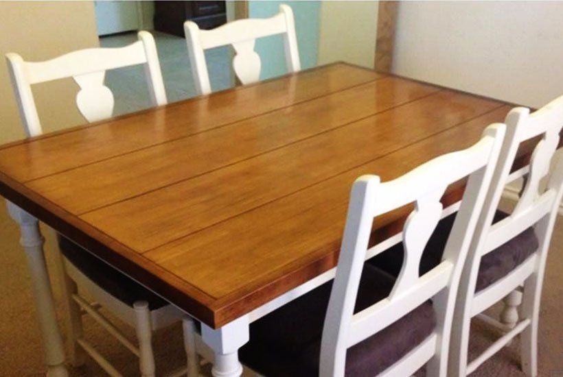 Ugly pine table before remodel