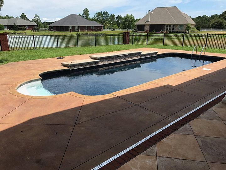 swimming pool services 