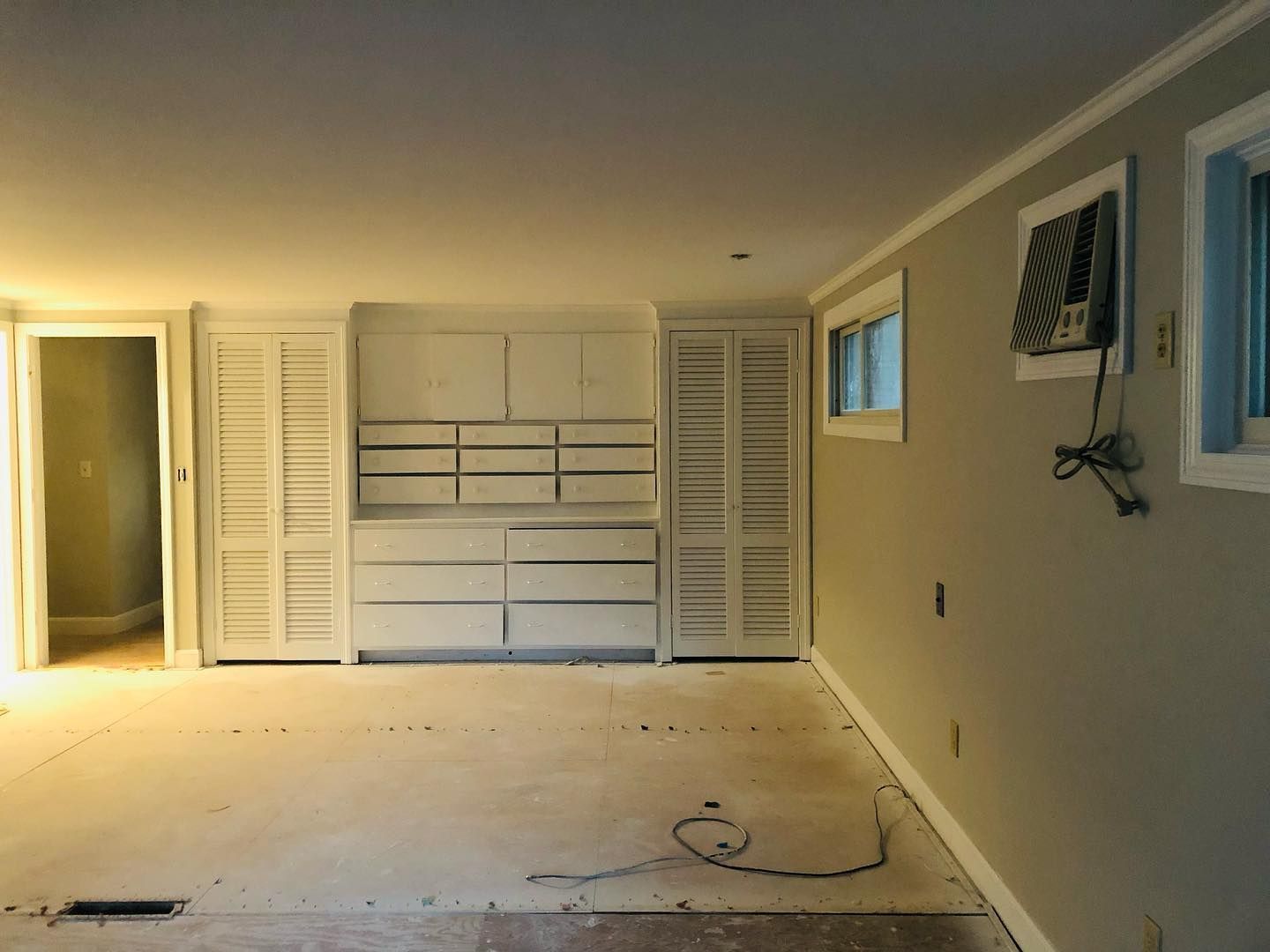 Interior Commercial Painting Services - Amazon Painter Interior Commercial Painting Services - Amazon Painter