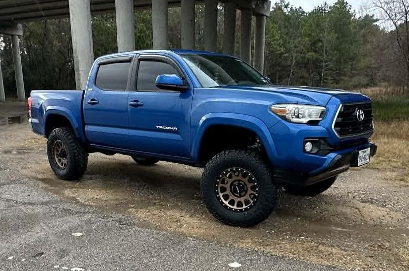 Blue Toyota Tacoma | Insane Automotive and Offroad