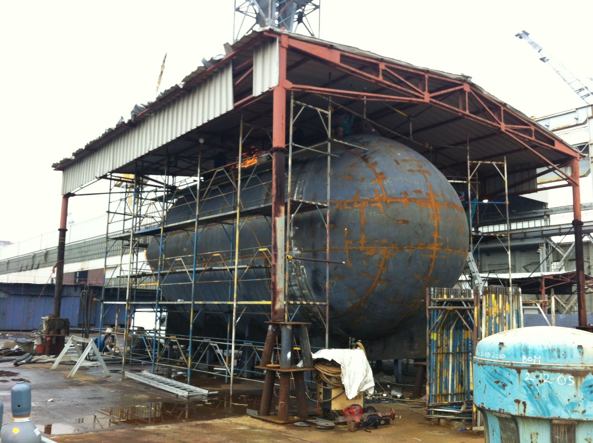 cantiere navale durante attività eseguite dall'azienda