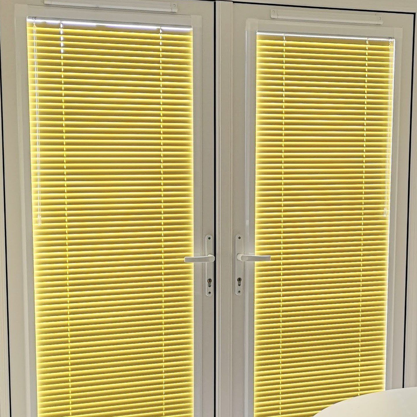 Perfect-Fit Venetian Blinds Perfect-Fit Venetian Blinds